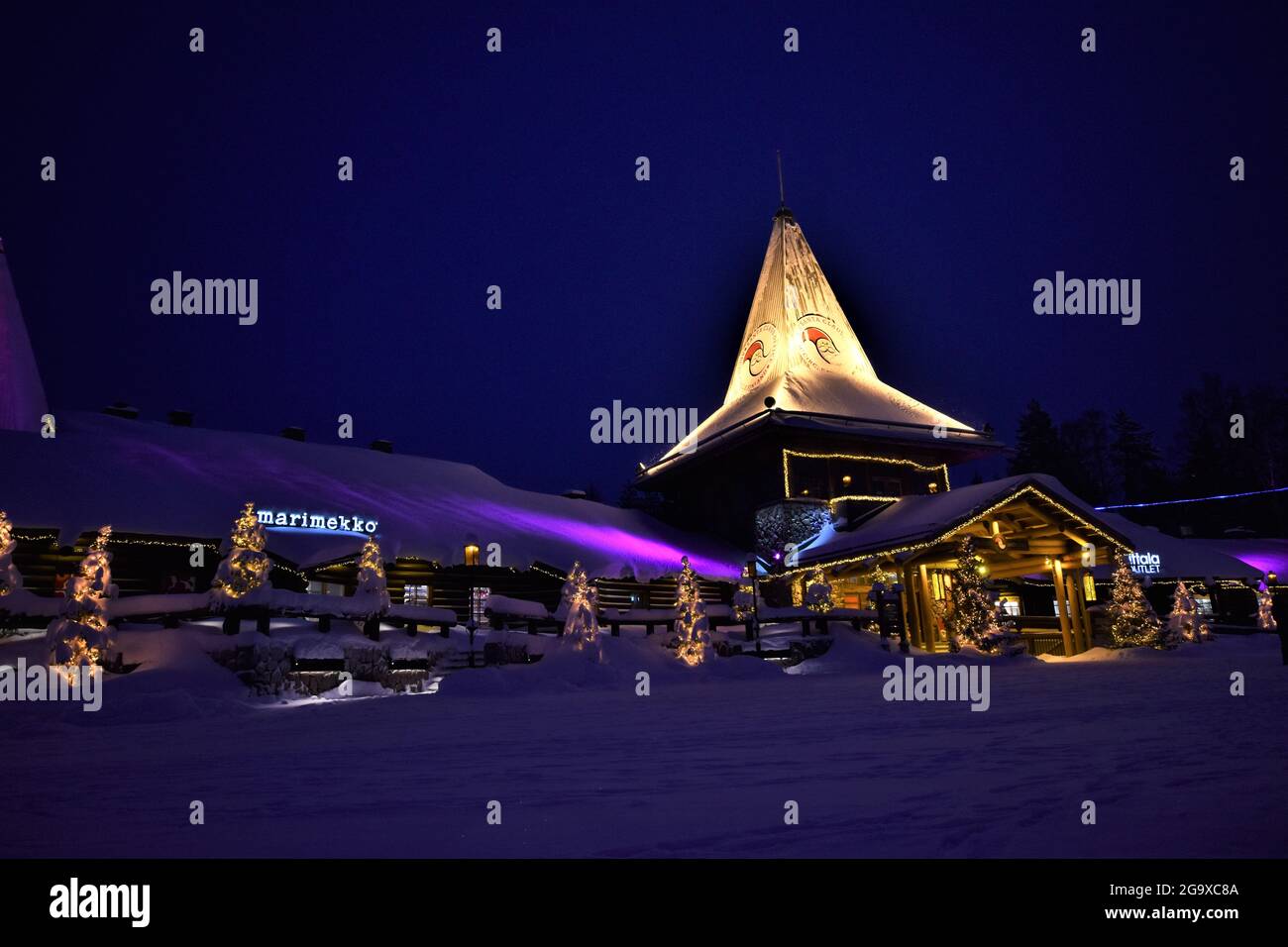 Santa Claus Village Rovaniemi, Finnland im Winter, Februar 2021 Stockfoto