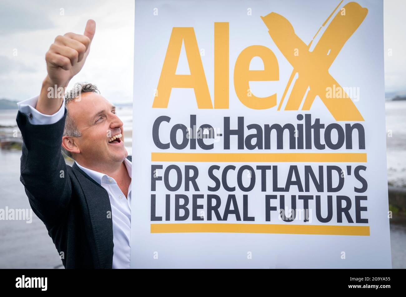 Alex Cole-Hamilton, MSP für Edinburgh West, gibt seinen Antrag bekannt, der nächste Vorsitzende der schottischen Liberaldemokraten im Boardwalk Beach Club in Edinburgh zu werden. Bilddatum: Mittwoch, 28. Juli 2021. Stockfoto