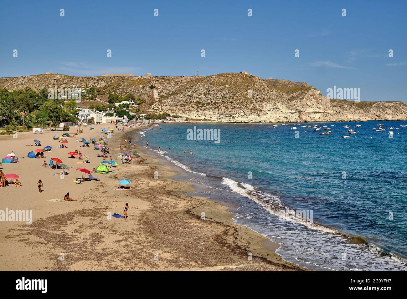 Bild von Agua Amarga in südspanien, von der Spitze des Hügels, Almeria Stockfoto