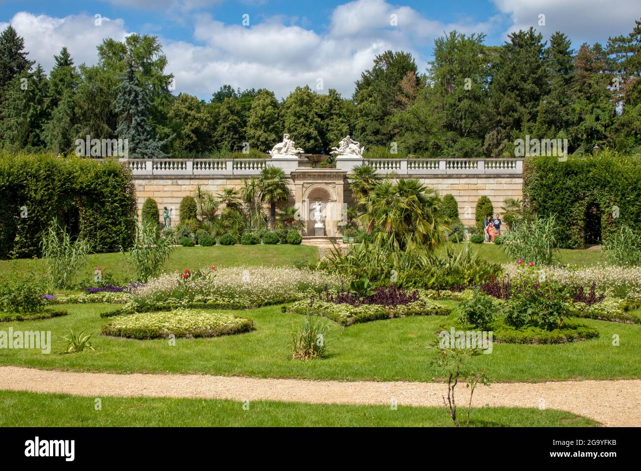 Potsdam, Deutschland - 18. JUL 2021. Der sizilianische Garten ist Teil des Parks Sanssouci und befindet sich in der Nähe der Neuen Kammern. Sie verdankt ihren Namen dem südlichen Plan Stockfoto