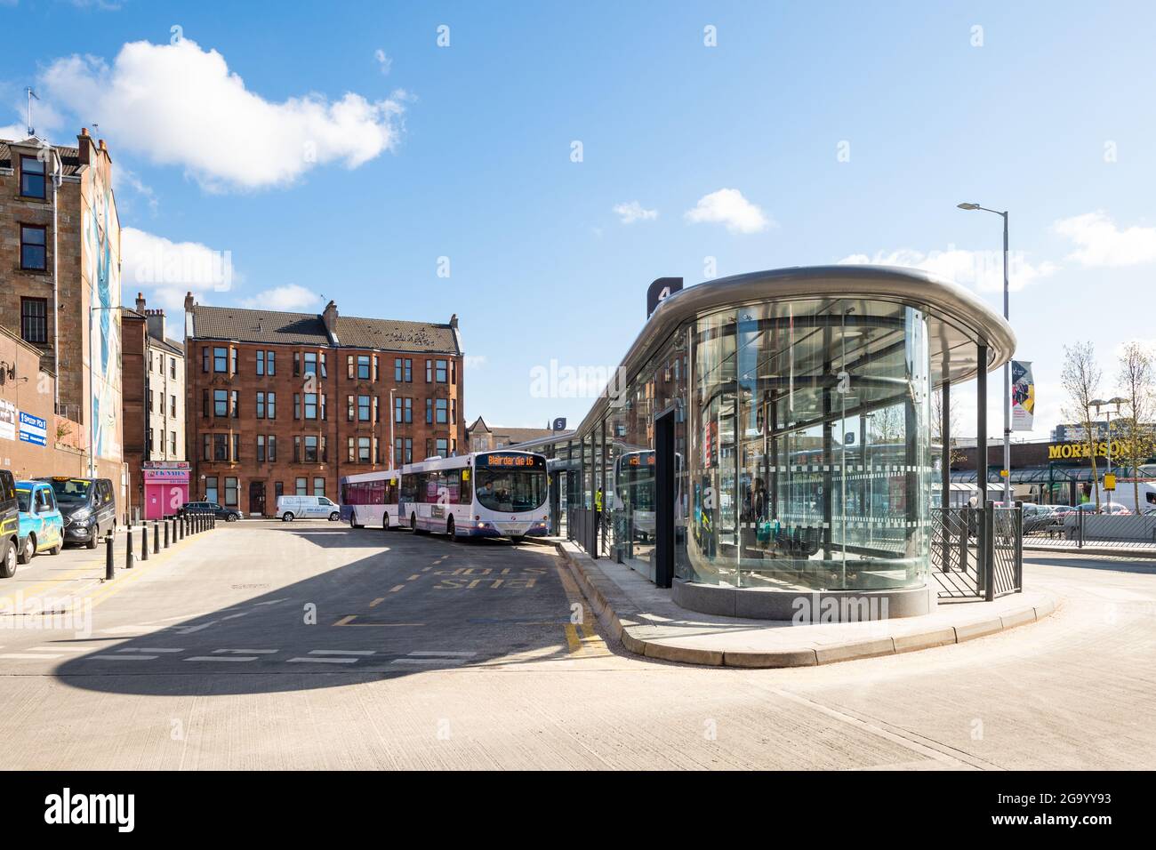 Der Busbahnhof von Partick - Teil des Verkehrsknotenpunkts von Partick - Glasgow, Schottland, Großbritannien Stockfoto