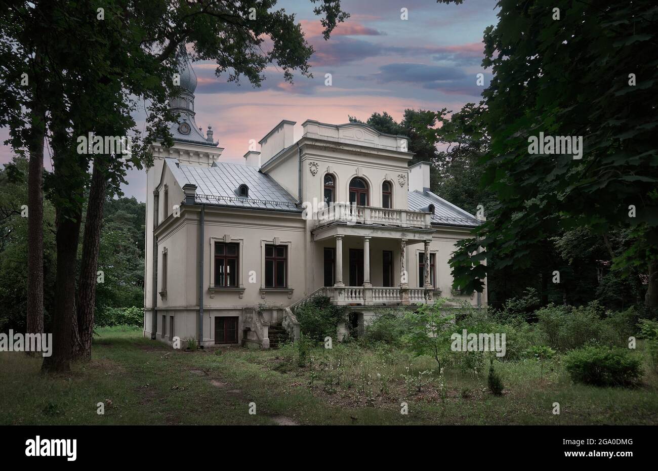 Verlassene Villa 'Jozefina' in Milanowek Stockfoto