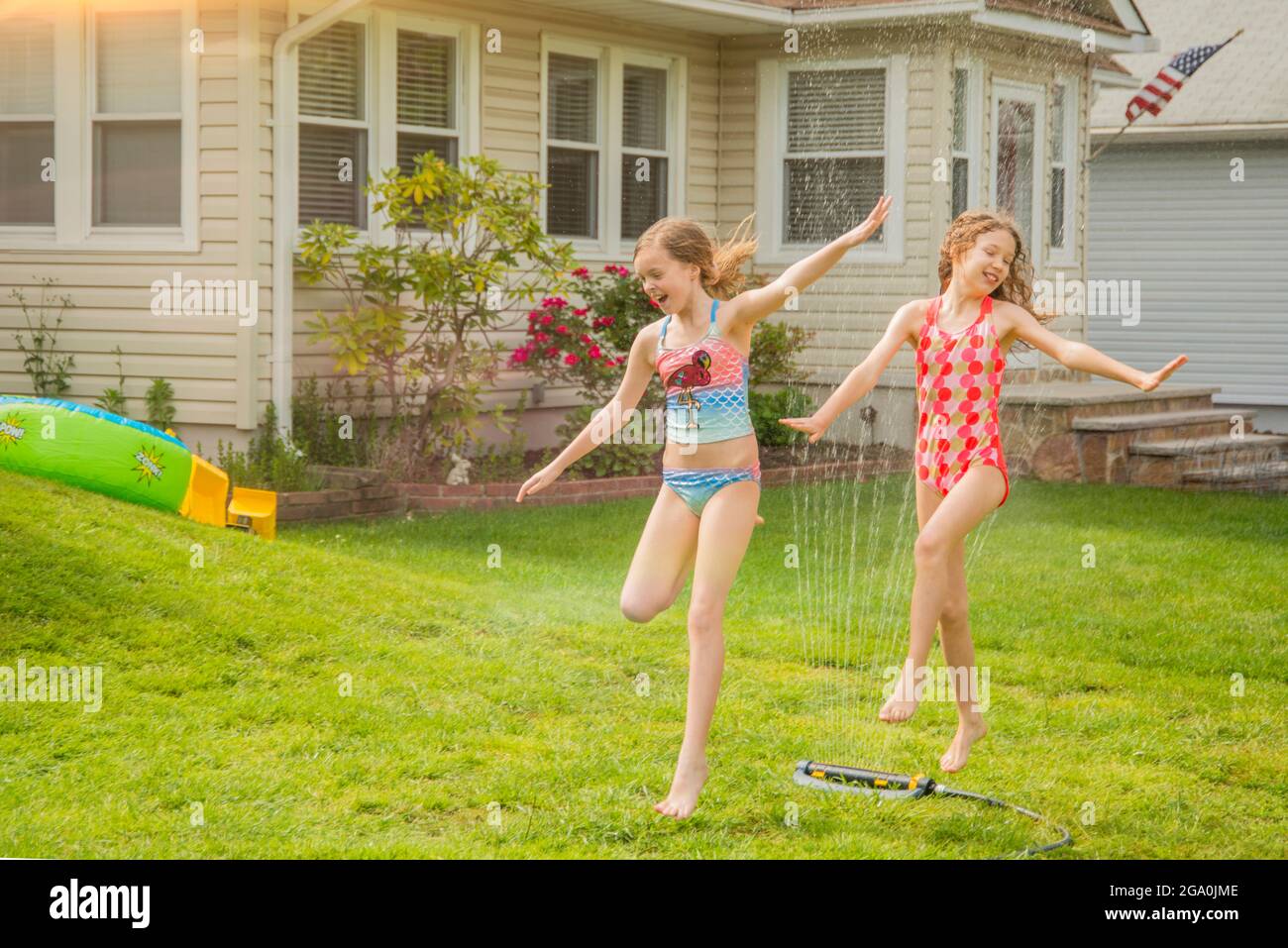 Sommerspaß in der Nachbarschaft Stockfoto