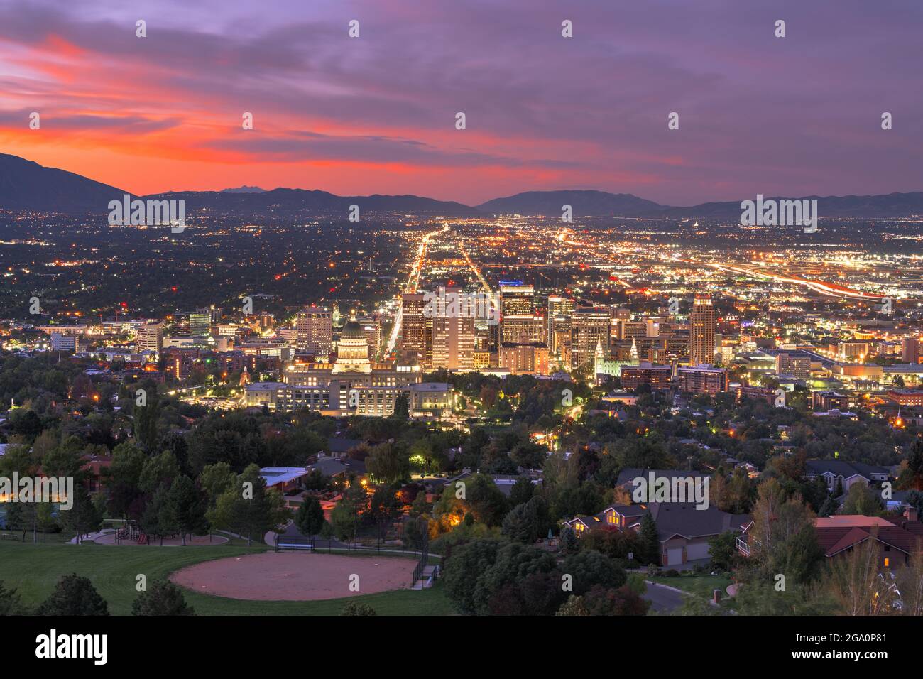 Salt Lake City, Utah, USA Downtown Skyline der Stadt in der Dämmerung. Stockfoto