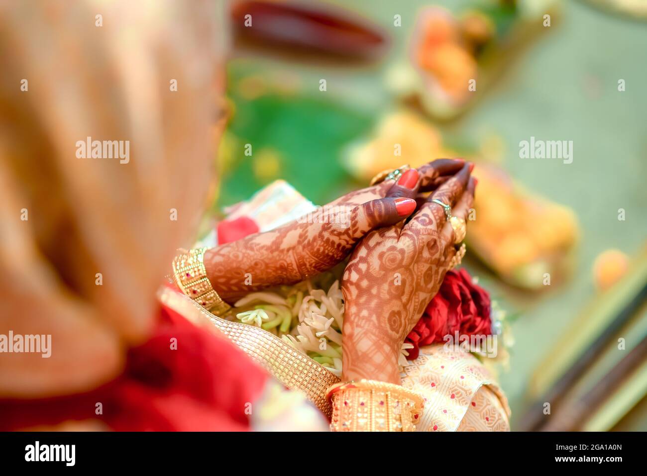 Hinduistische oder indische Hochzeitszeremonie Rituale und Traditionen (Assamesische Hochzeit) Stockfoto