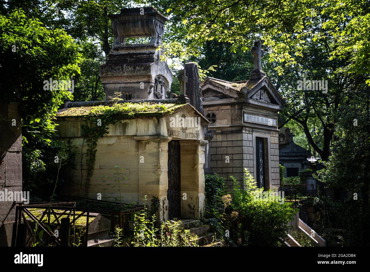 Der Friedhof Pere Lachaise ist der größte Friedhof in Paris, Frankreich