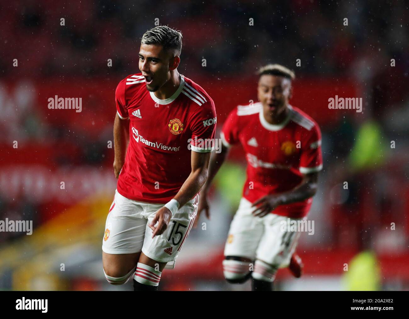 Fussball Pre Season Friendly Manchester United Gegen Brentford Old Trafford Manchester Grossbritannien 28 Juli 2021 Andreas Pereira Von Manchester United Feiert Mit Reuters Lee Smith Sein Zweites Tor Mit Action Images Stockfotografie Alamy
