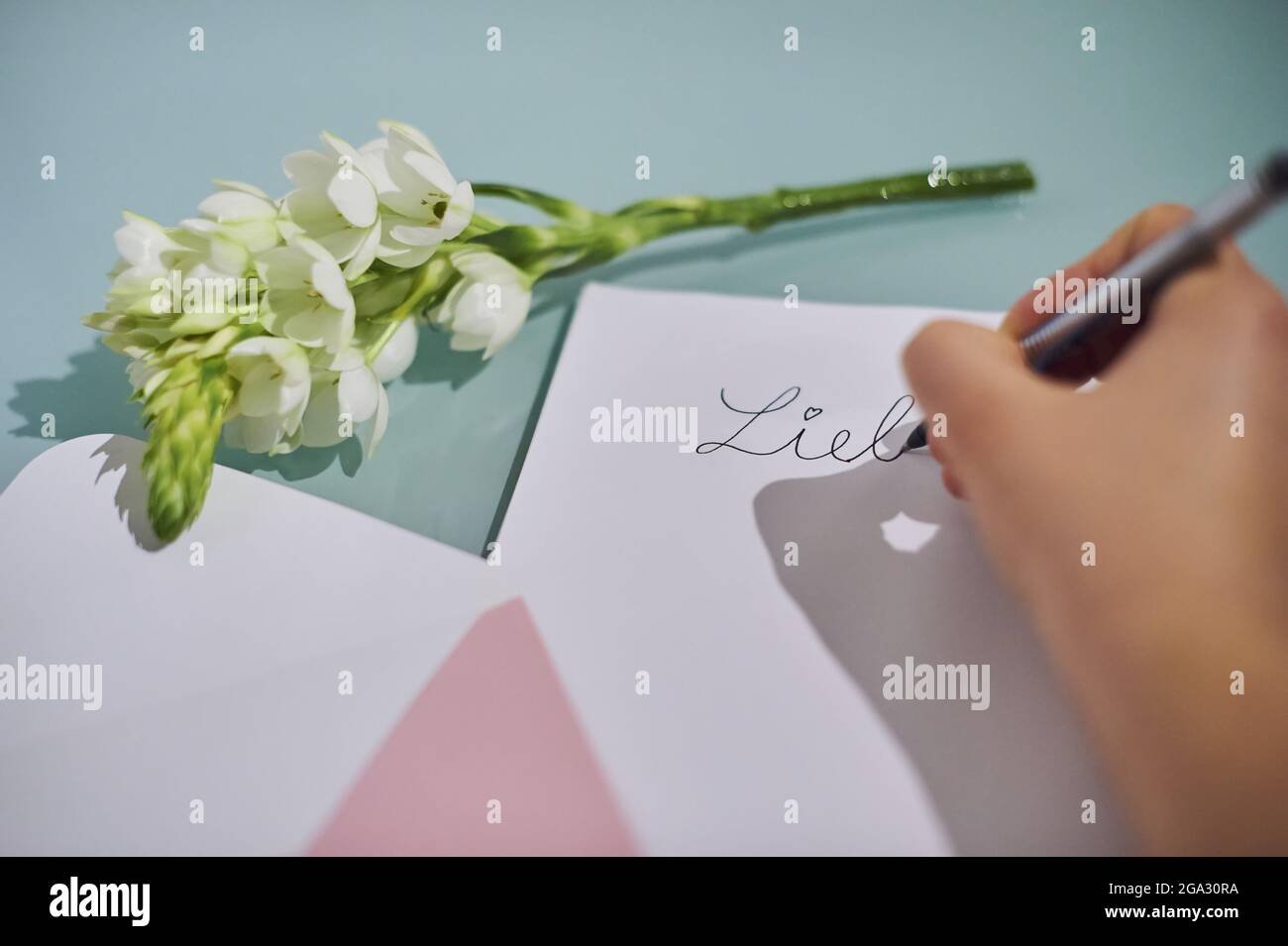 Handgeschriebene Liebesnotiz; Studio Stockfoto