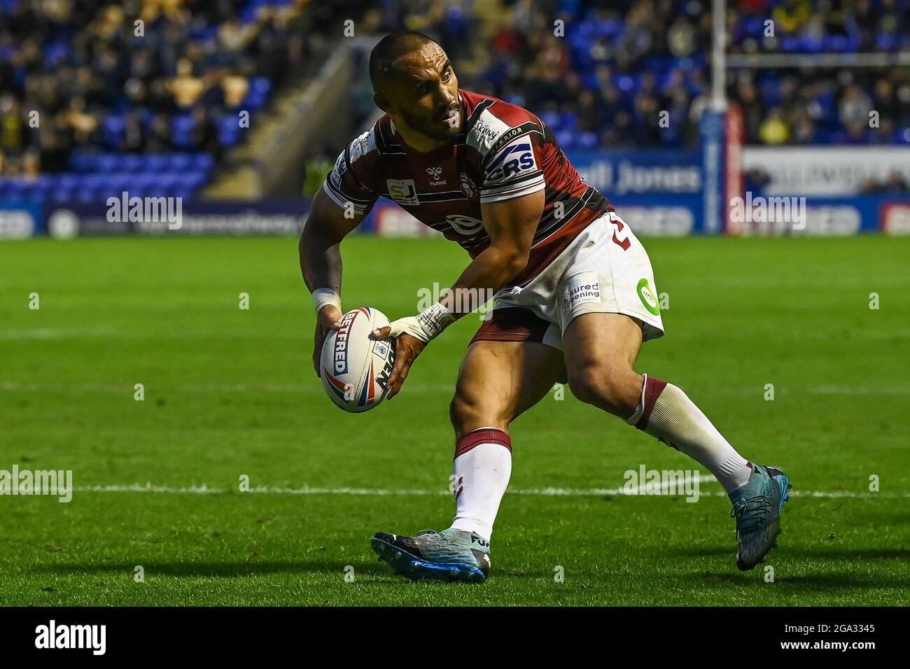 Thomas Leuluai (7) von Wigan Warriors in Aktion am 7/28/2021. (Foto von Craig Thomas/News Images/Sipa USA) Quelle: SIPA USA/Alamy Live News Stockfoto