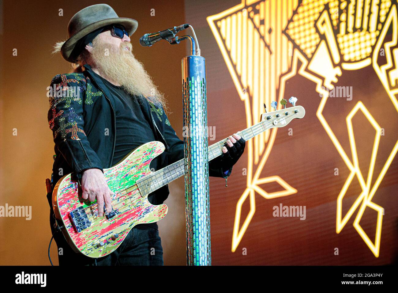 Clisson Juni 2019 Dusty Hill spielt beim Hellfest Festival Billy Gibbons und Frank Beard ( ZZ Top ) Jubiläumstour © Andrea Ripamonti / Alamy Stockfoto