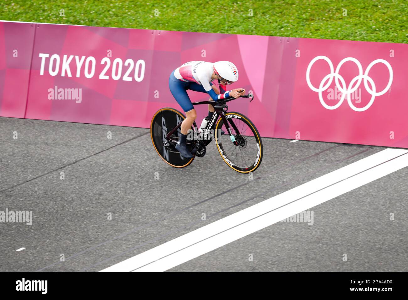 Shizuoka, Japan. Juli 2021. Anna Shackley (GBR) Radfahren : Einzelzeitfahren der Frauen während der Olympischen Spiele 2020 in Tokio auf dem Fuji International Speedway in Shizuoka, Japan. Quelle: Shutaro Mochizuki/AFLO/Alamy Live News Stockfoto
