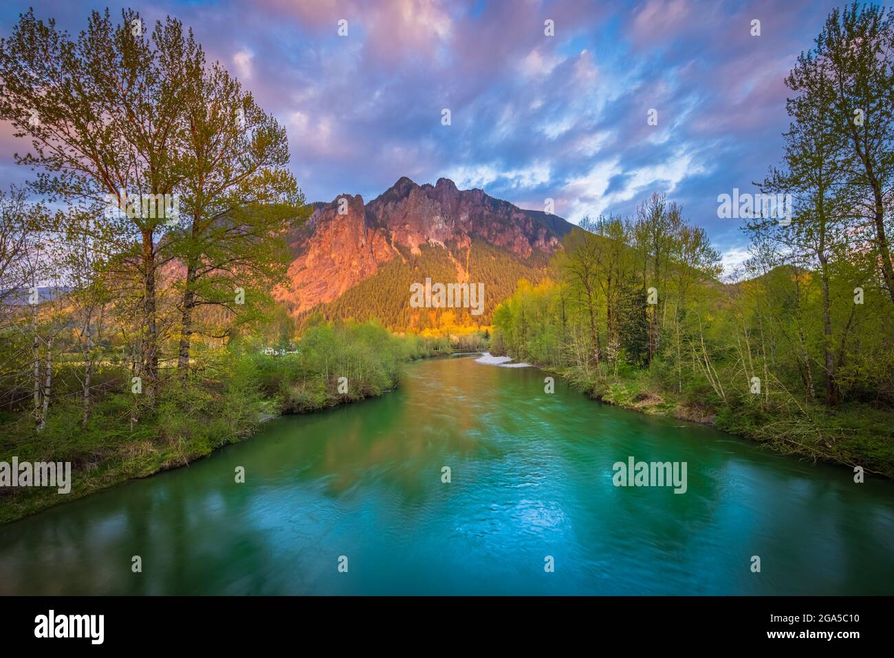 Mount Si ist ein Berg im Nordwesten der Vereinigten Staaten, östlich von Seattle, Washington Stockfoto