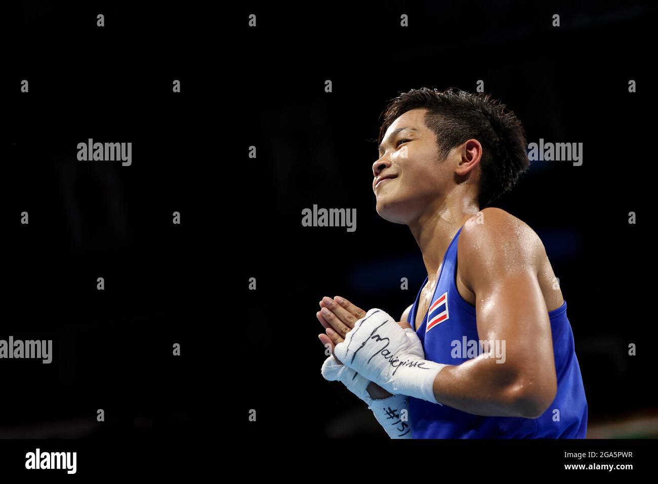 Tokio, Japan. Juli 2021. Jutamas Jitpong aus Thailand feiert nach dem Vorkampf der Boxerinnen (48-51 kg) bei den Olympischen Spielen 2020 in Tokio, Japan, am 29. Juli 2021. Kredit: Ou Dongqu/Xinhua/Alamy Live Nachrichten Stockfoto