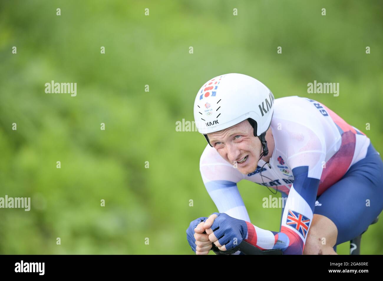 Oyama, Japan. Juli 2021. Radfahren: Olympiade, Oyama, Männer, Einzelzeitfahren auf dem Fuji International Speedway. Tao Geoghegan Hart aus Großbritannien. Quelle: Sebastian Gollnow/dpa/Alamy Live News Stockfoto