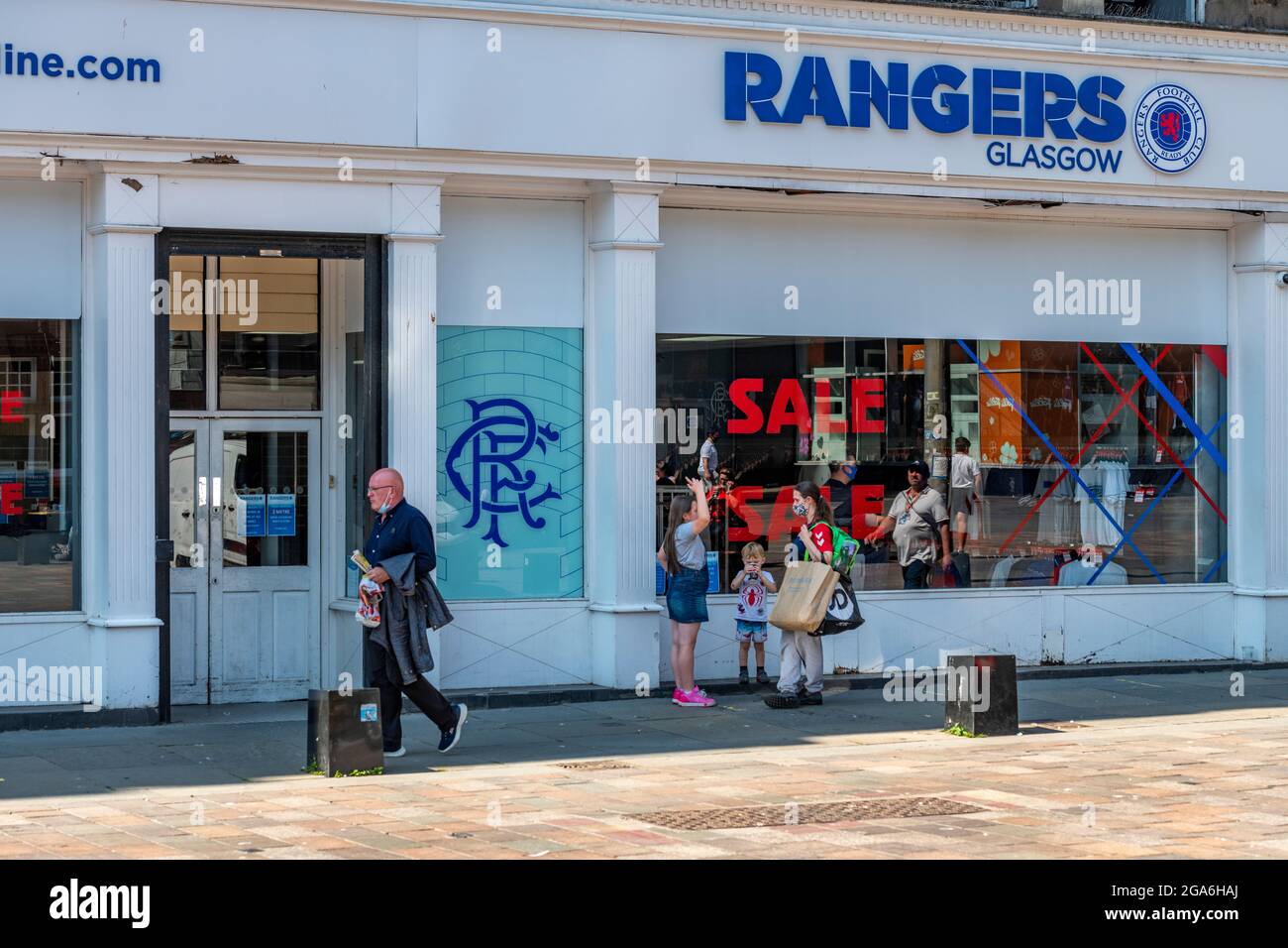 Ranger club shop Fotos und Bildmaterial in hoher Auflösung Alamy