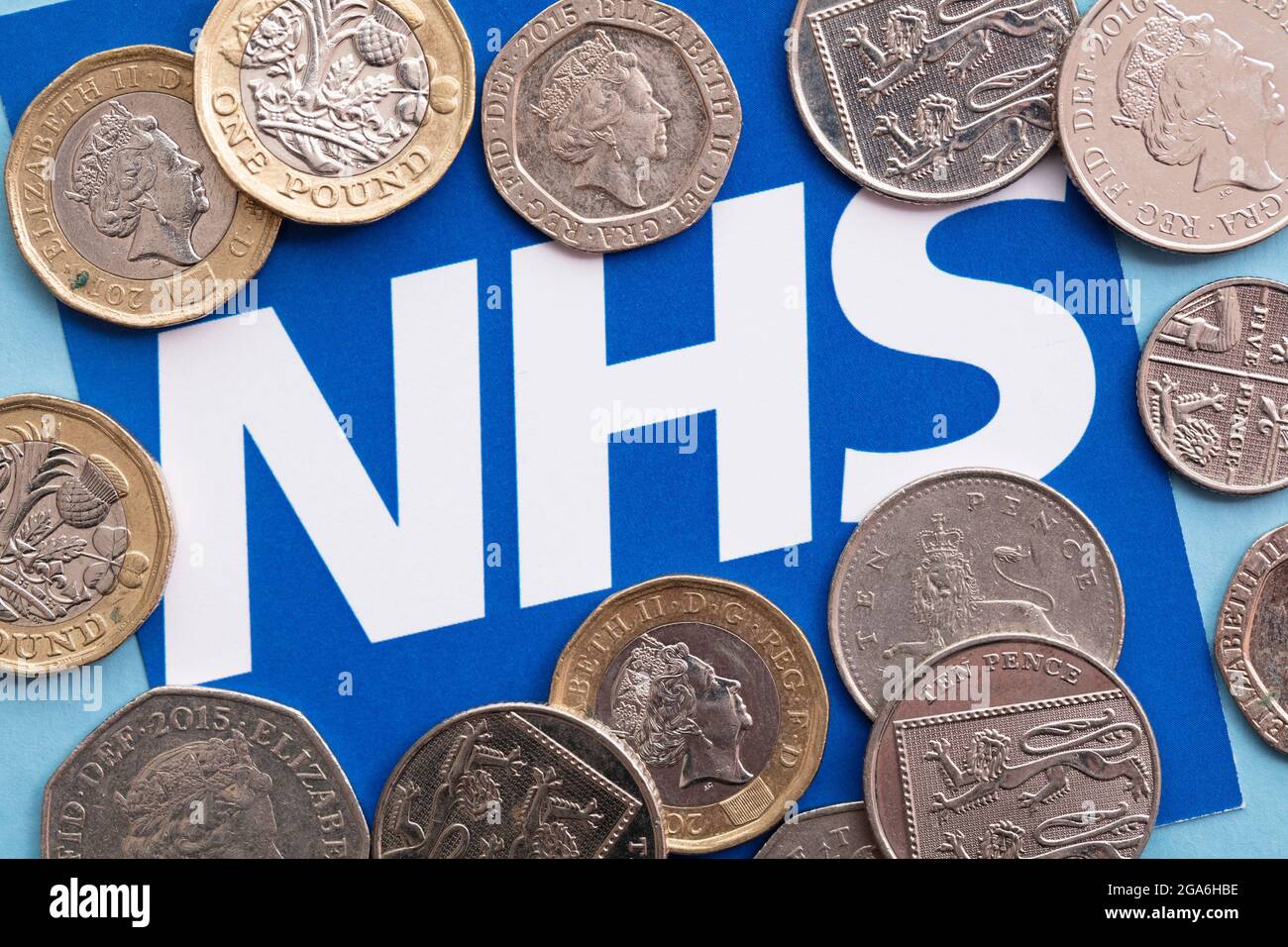 LONDON, Großbritannien - Juli 2021: NHS National Health Service Funding concept Stockfoto