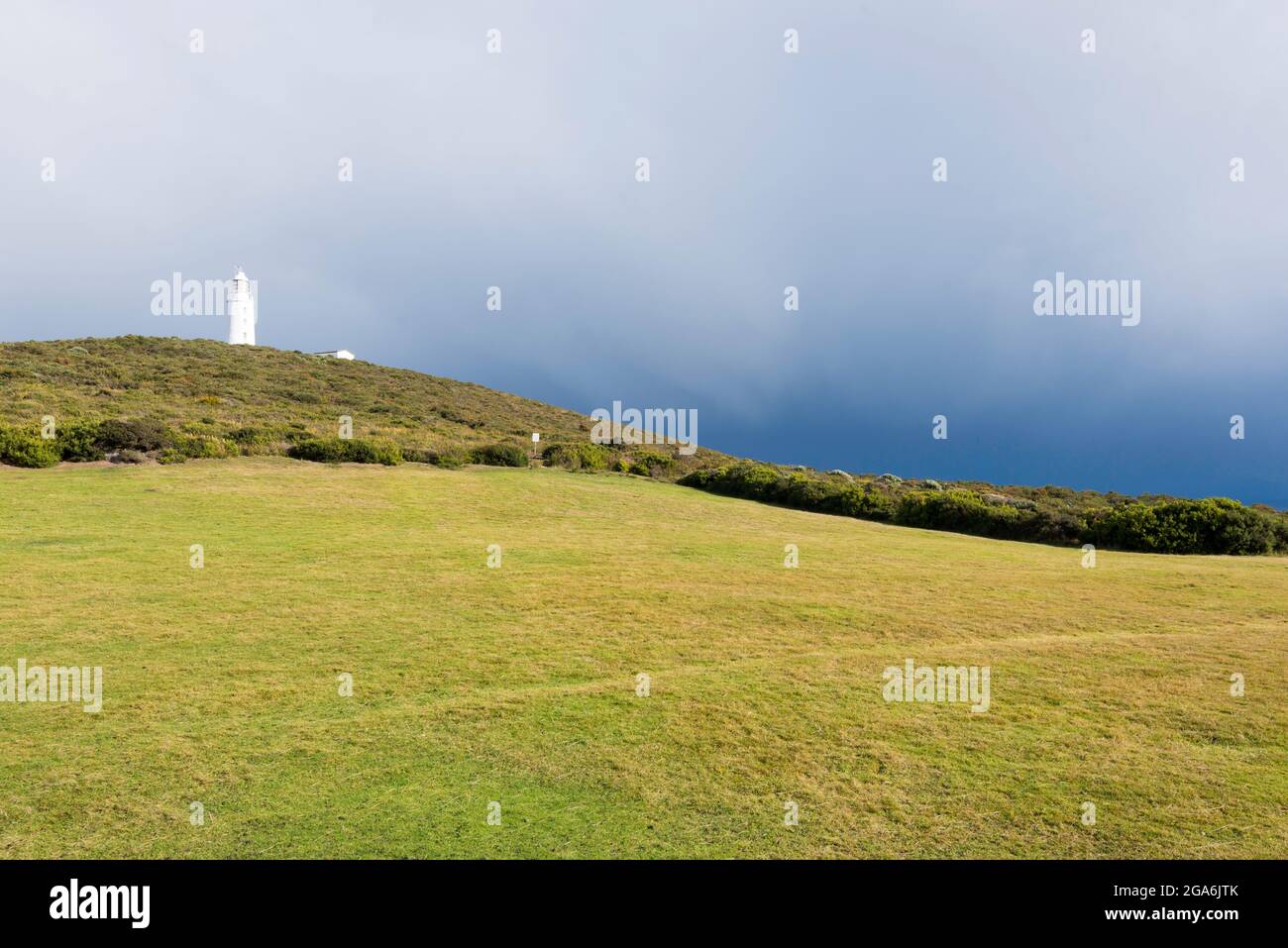 Der unter Denkmalschutz stehende Cape Bruny Lighthouse an der südöstlichen Spitze von Bruny Island in Tasmanien, Australien, war von 1836 bis 1996 in Betrieb Stockfoto