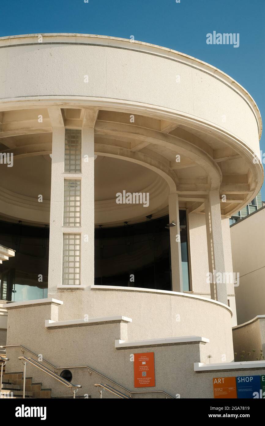 Die Enytrance zur Tate St Ives in Cornwall, Großbritannien. Stockfoto