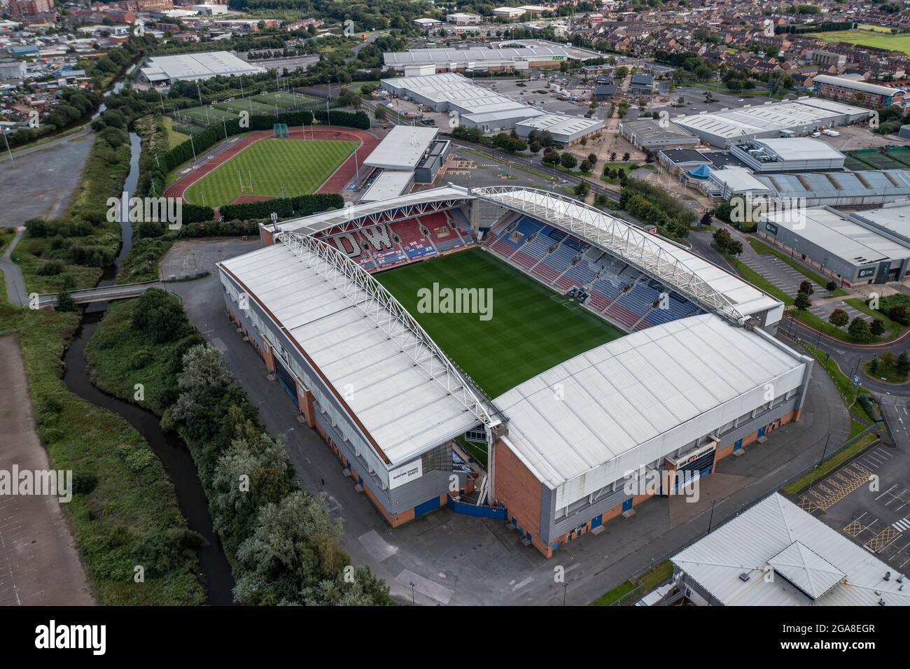 Wigan Athletic DW Stadium Drohne – Luftbildaufnahmen Stockfoto