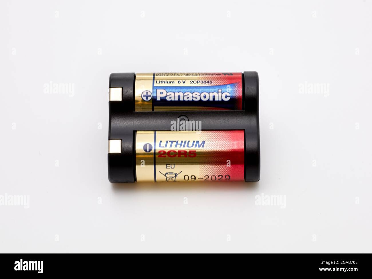 2CR5 Lithium-Batterie für analoge Kamera Stockfotografie - Alamy