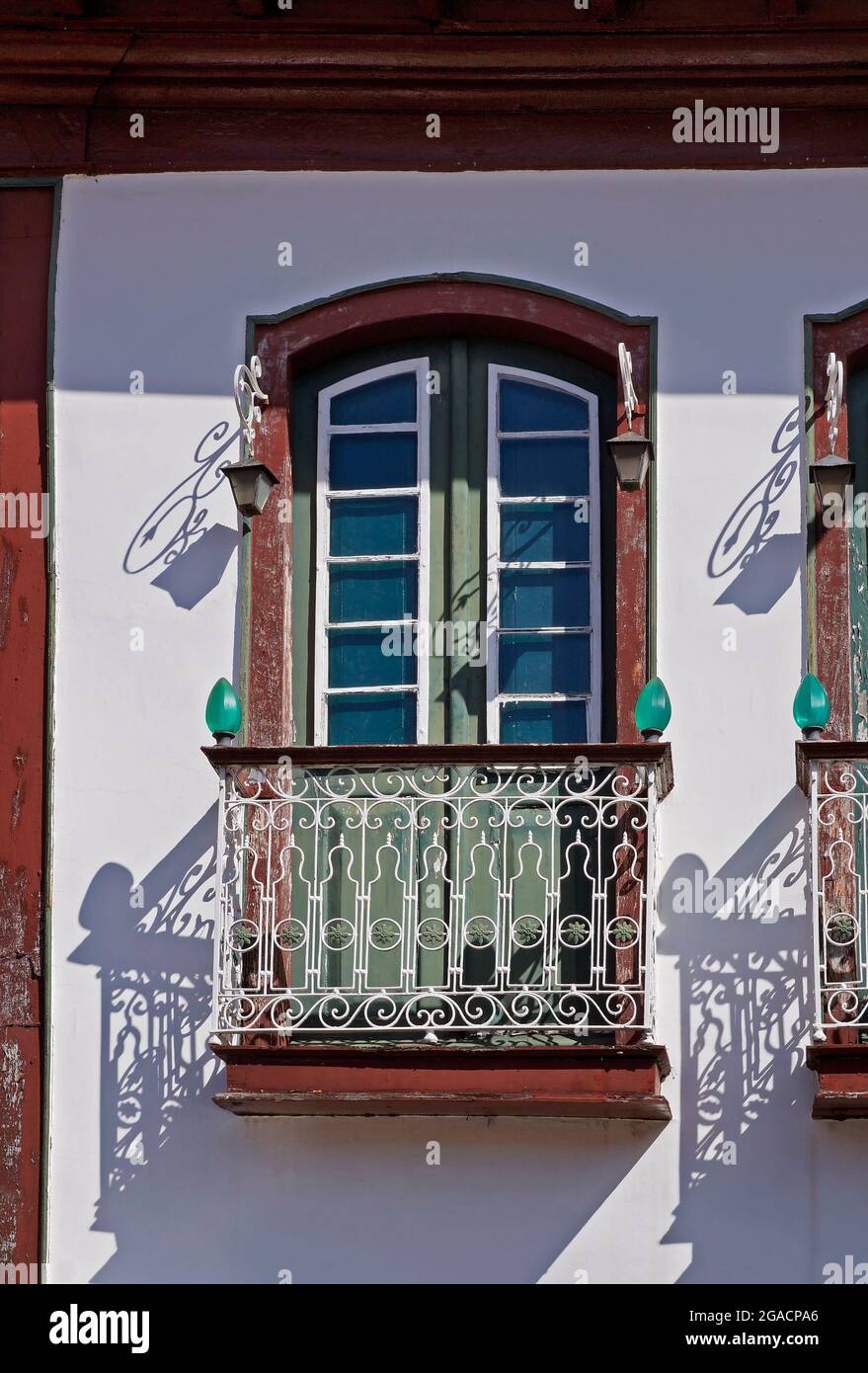 Balkon an der Fassade in Diamantina, Minas Gerais, Brasilien Stockfoto