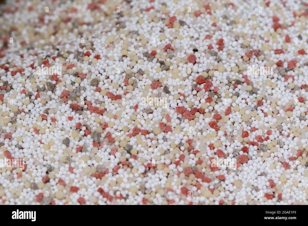 Nahaufnahme des für die Landwirtschaft verwendeten chemischen Düngers, bestehend aus Stickstoff, Phosphor und Kalium. (NPK) Stockfoto