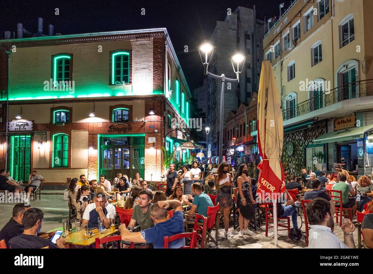 Die Bars und Restaurants im beliebten Stadtteil Ladadika von Thessaloniki Mazedonien, Nordgriechenland Stockfoto