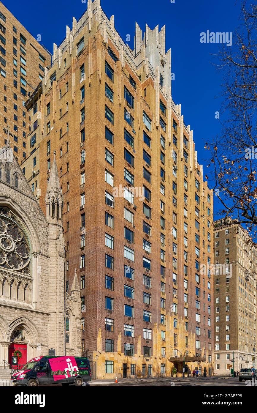 Das 55 Central Park West ist ein Art déco-Wahrzeichen, das von Schwartz & Gross entworfen wurde. Stockfoto