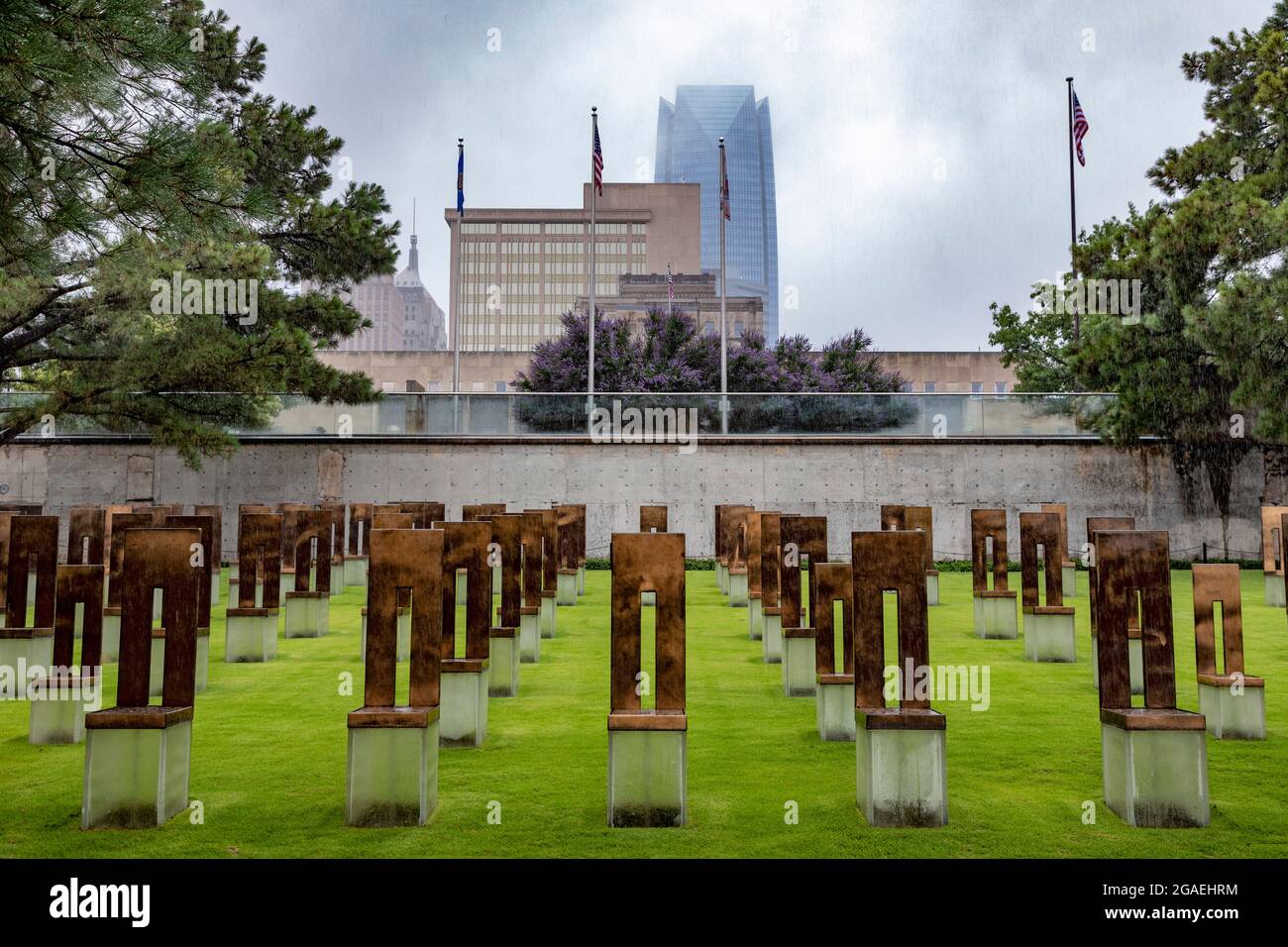 Oklahoma City, Oklahoma - das Oklahoma City National Memorial markiert den innenpolitischen Terroranschlag von 1995, der den Bundesbau von Alfred P. Murrah zerstörte Stockfoto