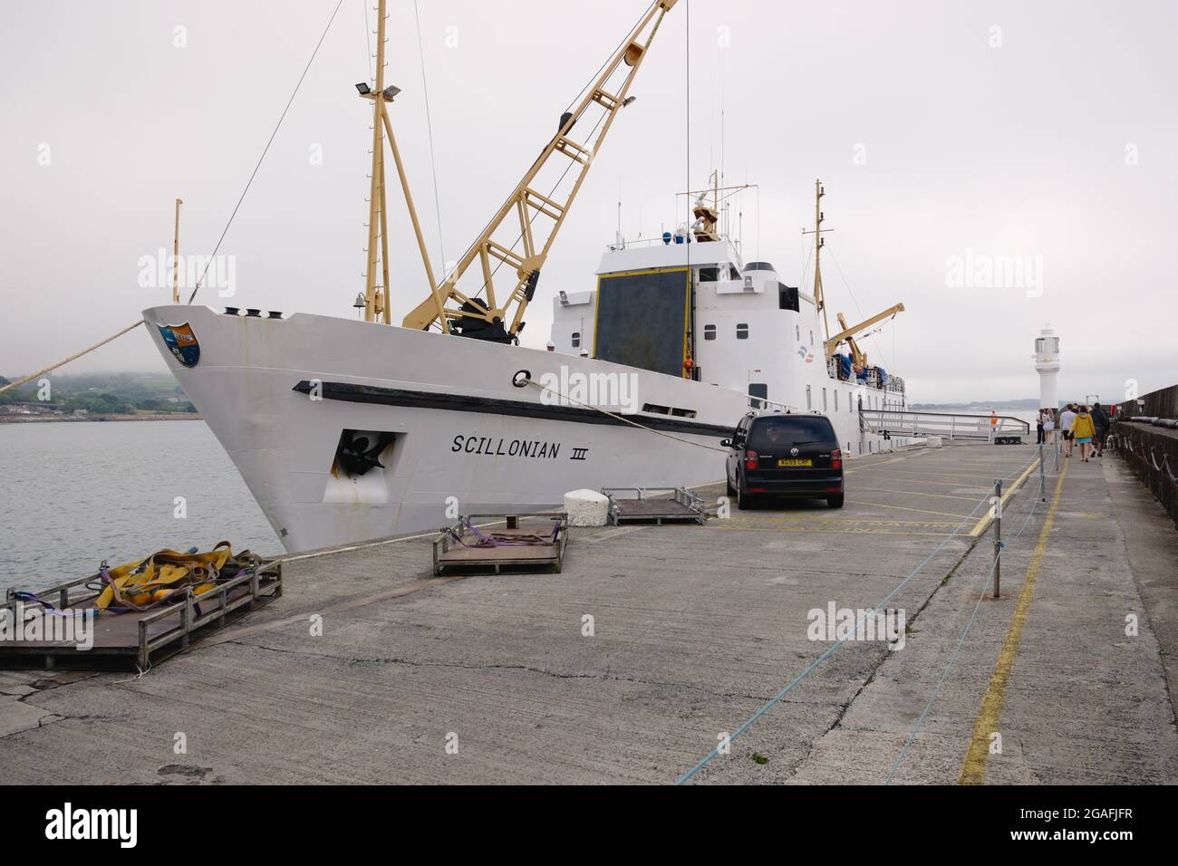 Die Fähre Scillonian III dockte im Hafen von Penzance an, der für die Inseln von Scilly, Cornwall, England, Großbritannien, im Juli 2021 bestimmt war Stockfoto
