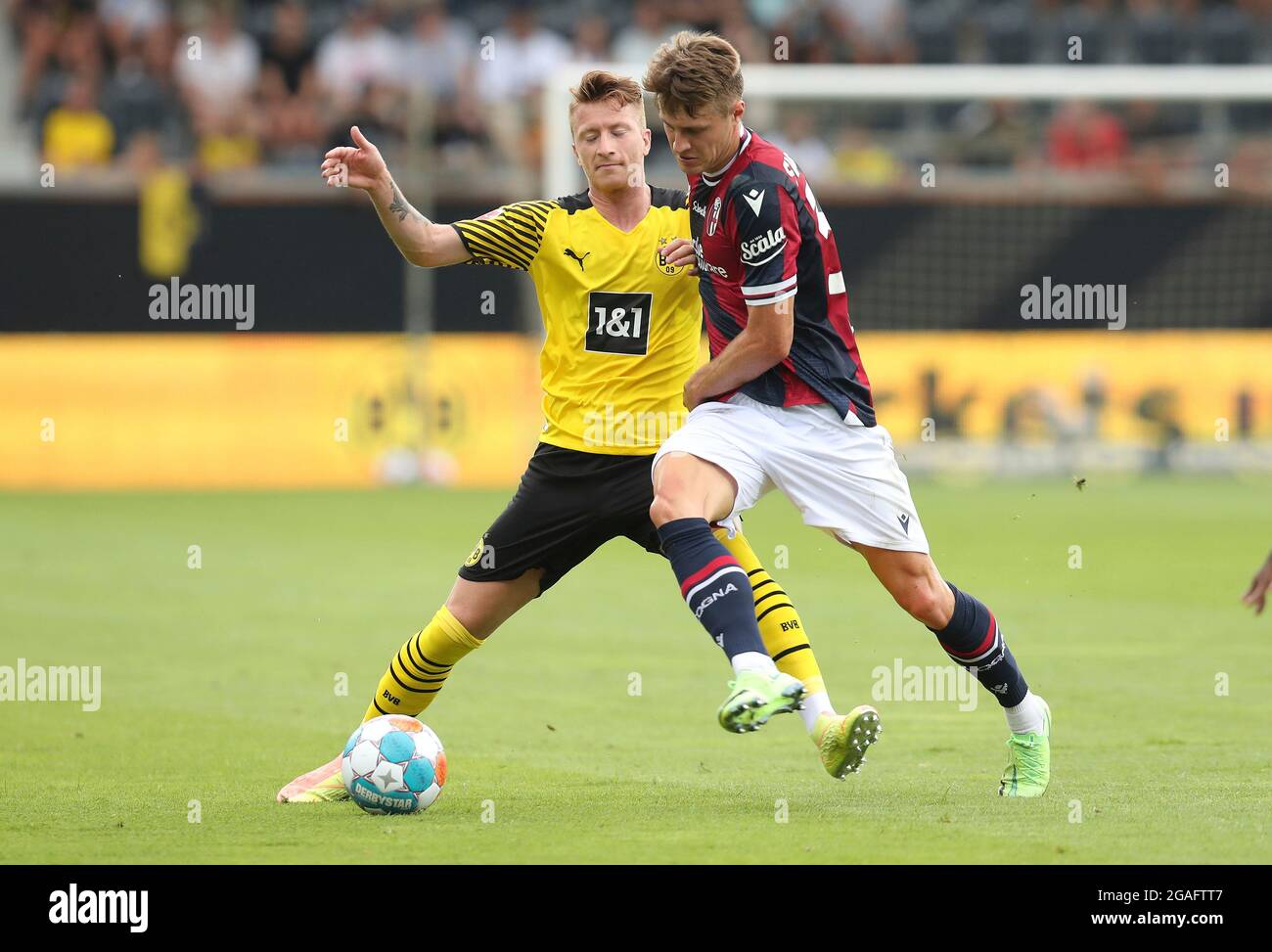 Dortmund, Deutschland. 30. Juli 2021. firo: 30.07.2021, Fußball, 1. Bundesliga, Saison 2021/2022, Testspiel, Borussia Dortmund - FC Bologna, Marco Reus, Borussia Dortmund, BVB, Dortmund, Duels, Credit: dpa picture Alliance/Alamy Live News Stockfoto