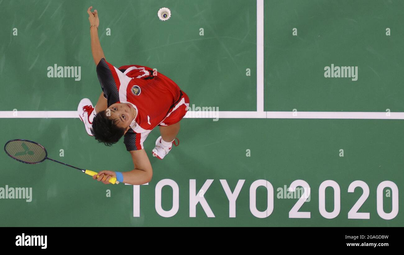 Olympische Spiele 2020 in Tokio – Badminton – Damendoppel – Semifinale – MFS – Musashino Forest Sport Plaza, Tokio, Japan – 31. Juli 2021. Apriyani Rahayu aus Indonesien in Aktion während des Spiels mit Graysia Polii aus Indonesien gegen Lee so-Hee aus Südkorea und Shin Seung-Chan aus Südkorea. Pool über REUTERS/Lintao Zhang Stockfoto