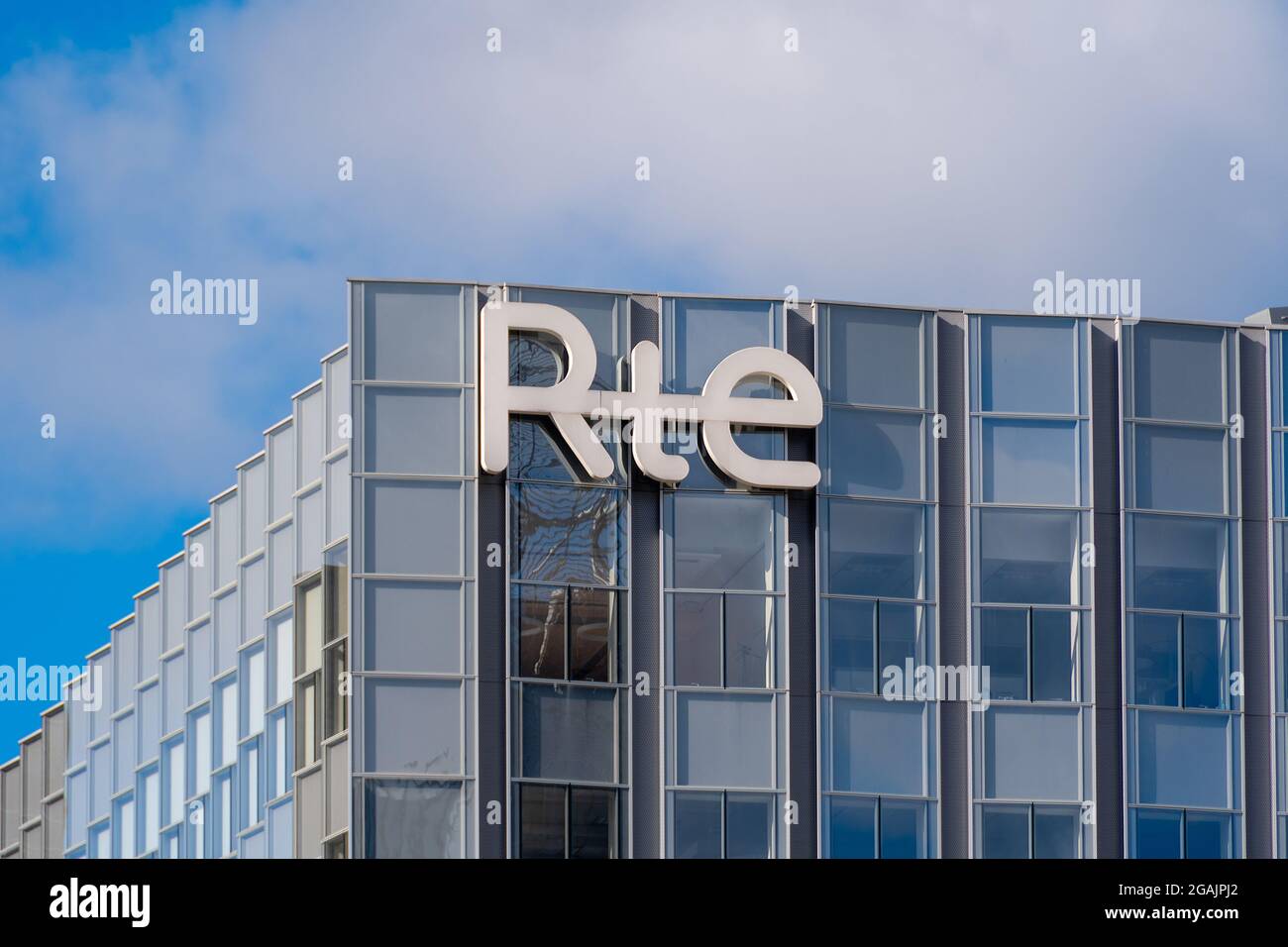 Außenansicht des Hauptsitzes von RTE (Stromübertragungsnetz), in Paris La Defense Stockfoto