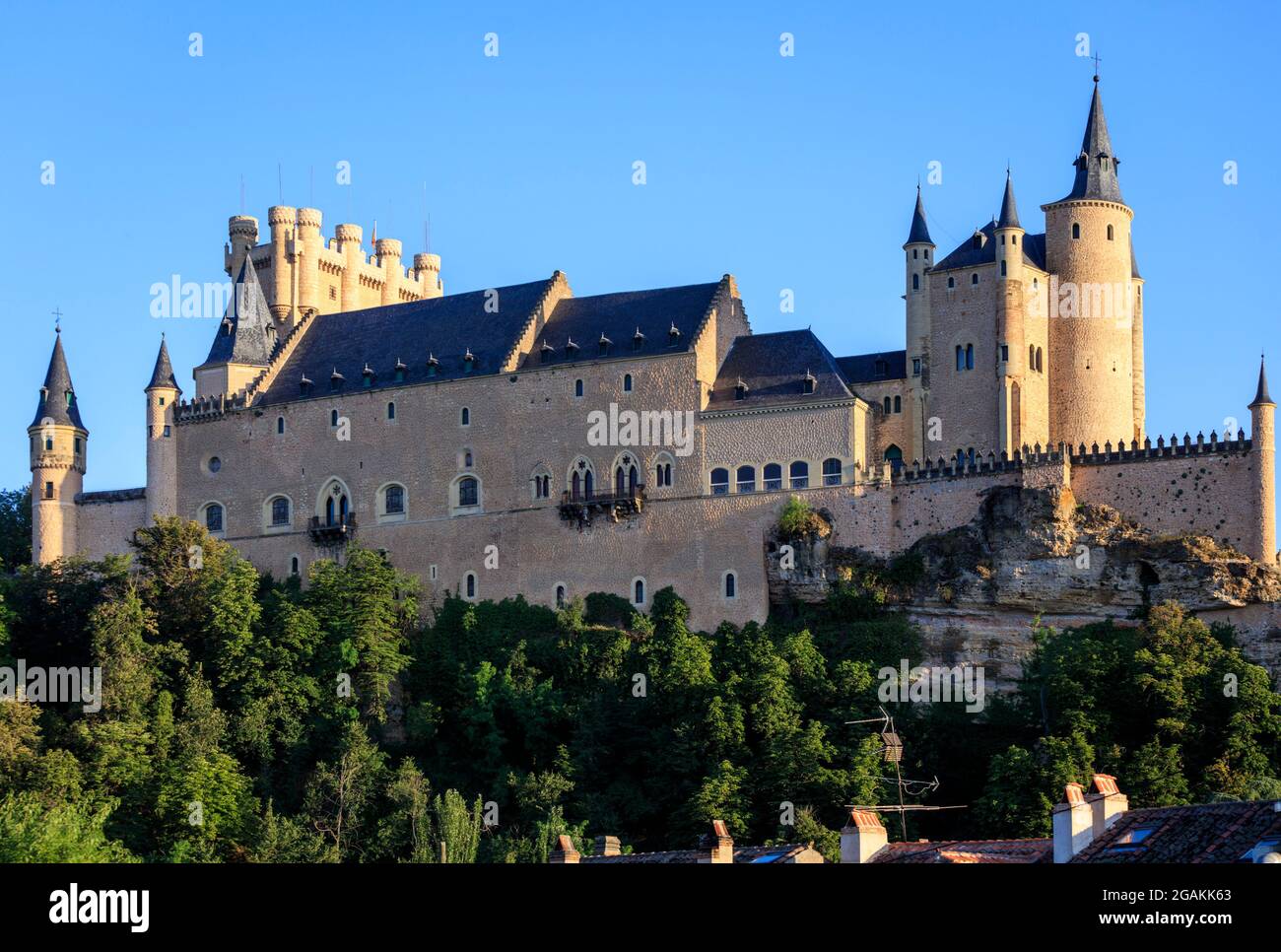 Alcazar von Segovia, eine Renaissancefestung in der Stadt Segovia. Es ist ein Weltkulturerbe, das als Archiv und Museum genutzt wird. Spanien. Stockfoto