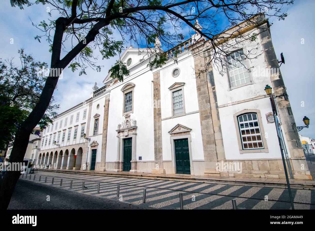 Die historische Innenstadt im Garten Manuel Bivar der Stadt Faro, Portugal. Stockfoto