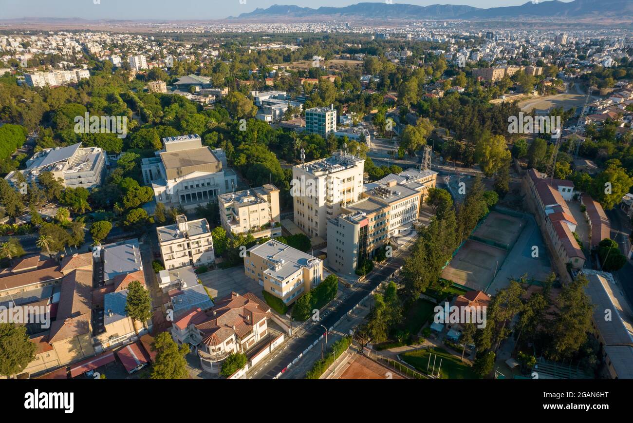 Luftaufnahme des Stadtbildes von Nicosia, der Hauptstadt Zyperns Stockfoto