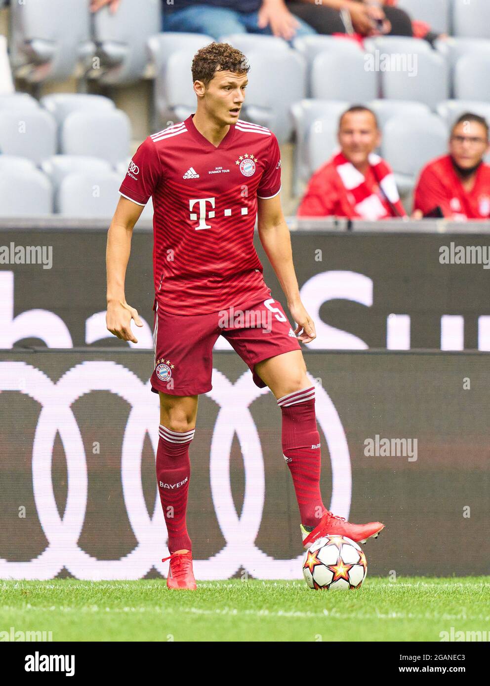 Benjamin PAVARD, FCB 5 im Spiel FC BAYERN MÜNCHEN - SSC NEAPEL 0-3 beim Audi Football Summit am 31. Juli 2021 in München, Deutschland Saison 2021/2022, Spieltag X, 1.Bundesliga, FCB, München, Napoli, X.Spieltag. © Peter Schatz / Alamy Live News Stockfoto