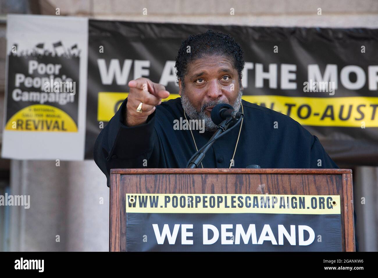 Stimmrechte. Juli 2021. Rev. Dr. William J. Barber II. Mit der Kampagne der Armen in der Texas State Capital, um Maßnahmen des Bundes im Hinblick auf die Stimmrechte zu fordern. Austin, Texas. Mario Cantu/CSM/Alamy Live News Stockfoto