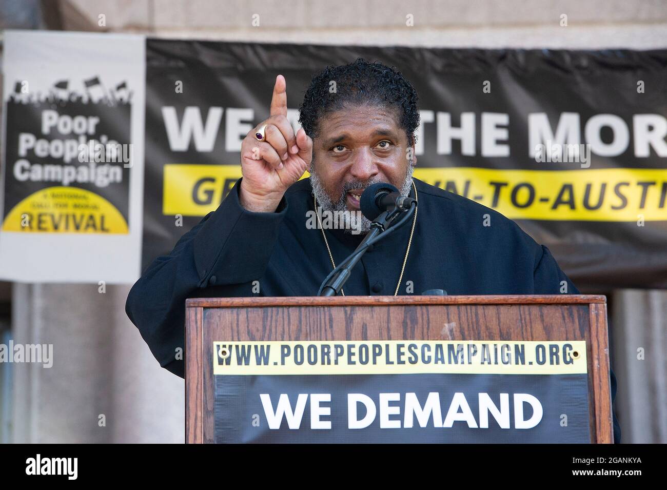 Stimmrechte. Juli 2021. Rev. Dr. William J. Barber II. Mit der Kampagne der Armen in der Texas State Capital, um Maßnahmen des Bundes im Hinblick auf die Stimmrechte zu fordern. Austin, Texas. Mario Cantu/CSM/Alamy Live News Stockfoto