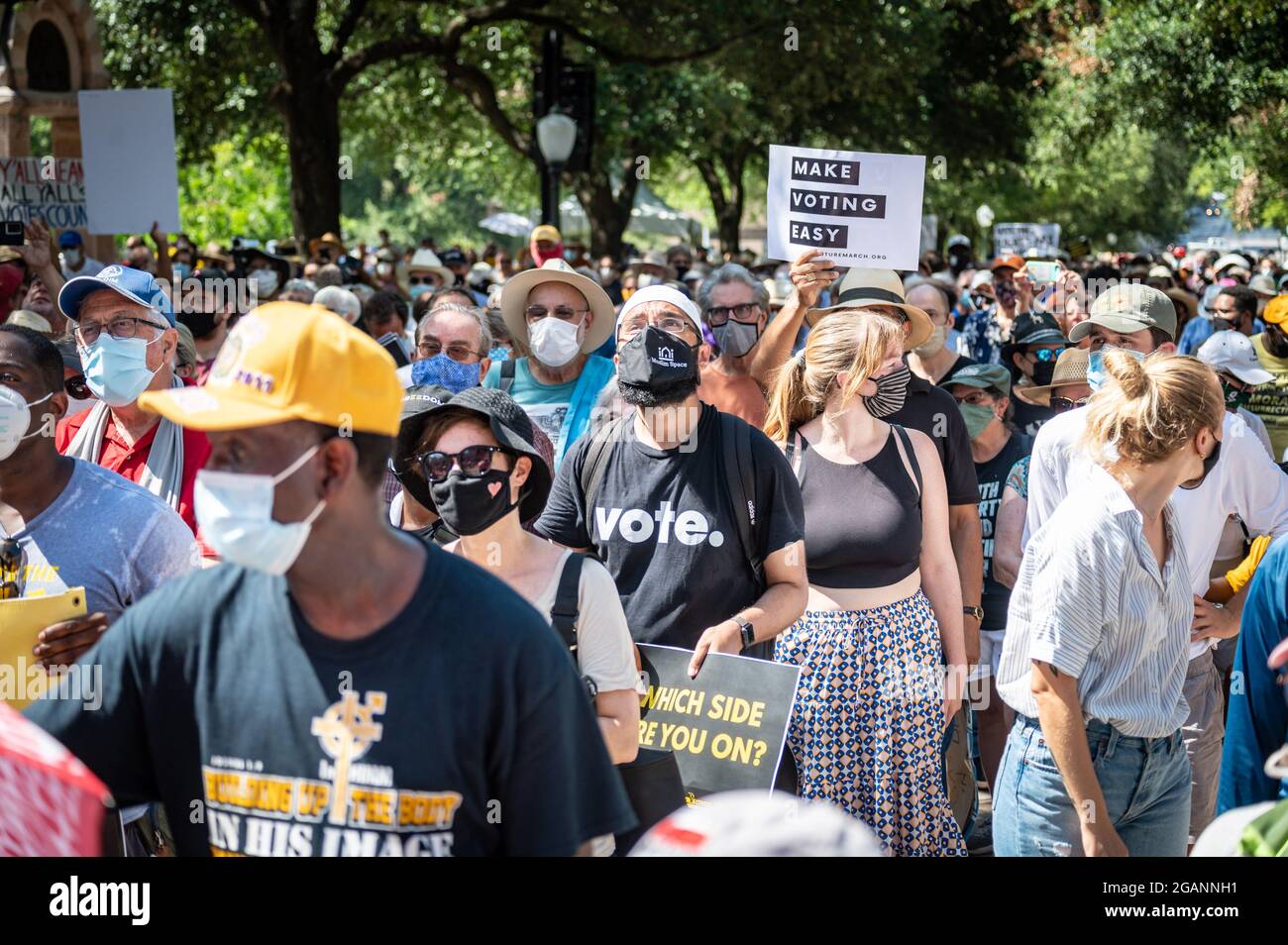 Austin, Texas, USA. 31. Juli 2021. Kundgebung am State Capitol. Die Kampagne der Armen beendete ihren viertägigen, 27 Meilen langen marsch von Georgetown nach Austin am Samstagmorgen im Capitol. Während sie als Wahlrechtskundgebung bezeichnet wurde, forderte die Kampagne auch eine Erhöhung des Mindestlohns unter anderen „Arbeitnehmern“. Kredit: Sidney Bruere/Alamy Live Nachrichten Stockfoto