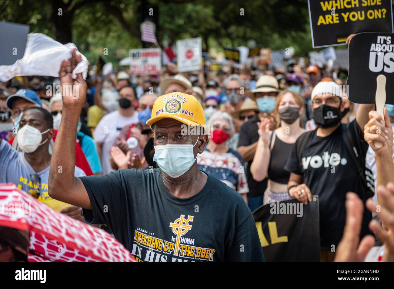 Austin, Texas, USA. 31. Juli 2021. Kundgebung am State Capitol. Die Kampagne der Armen beendete ihren viertägigen, 27 Meilen langen marsch von Georgetown nach Austin am Samstagmorgen im Capitol. Während sie als Wahlrechtskundgebung bezeichnet wurde, forderte die Kampagne auch eine Erhöhung des Mindestlohns unter anderen „Arbeitnehmern“. Kredit: Sidney Bruere/Alamy Live Nachrichten Stockfoto