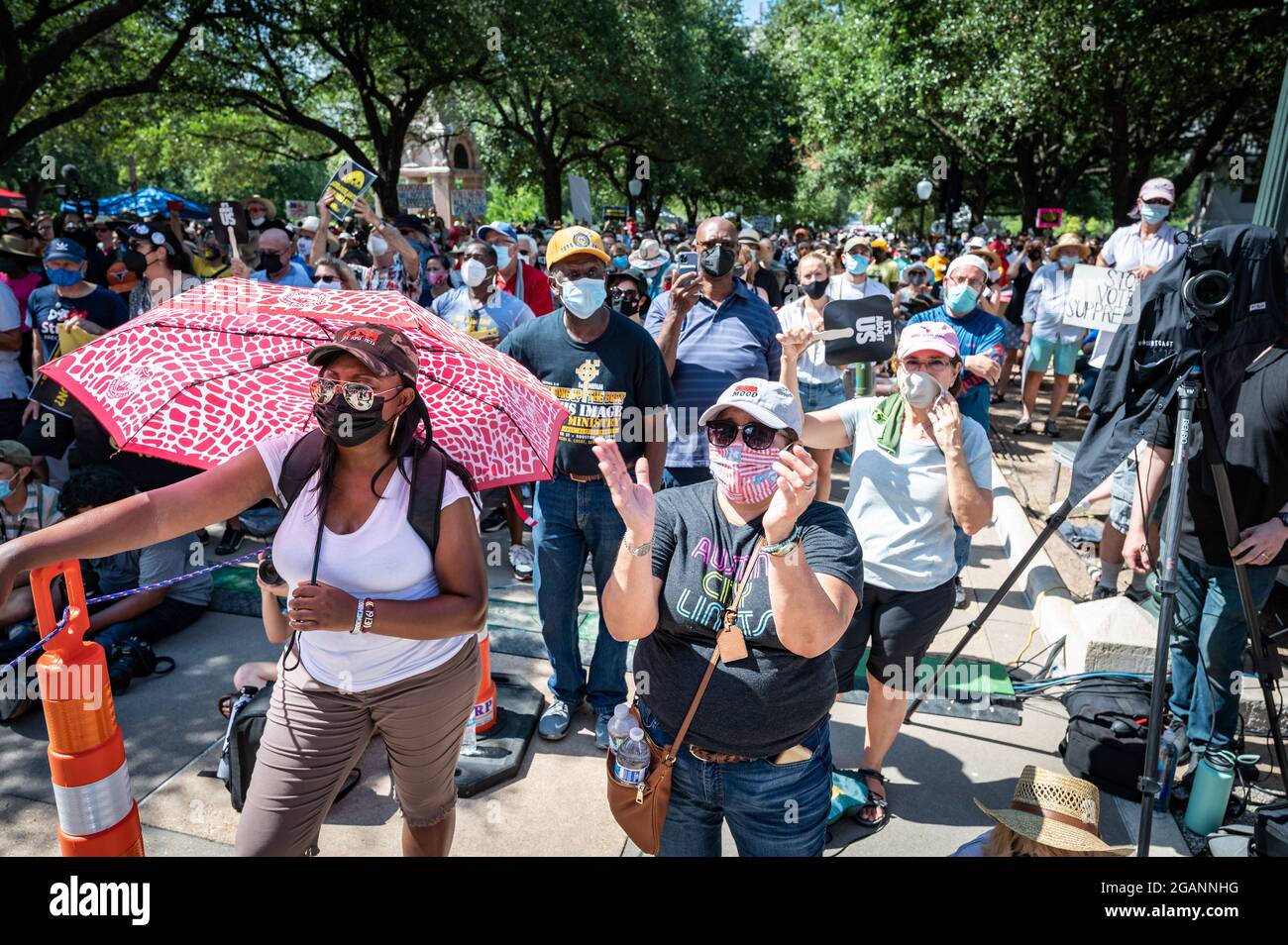 Austin, Texas, USA. 31. Juli 2021. Kundgebung am State Capitol. Die Kampagne der Armen beendete ihren viertägigen, 27 Meilen langen marsch von Georgetown nach Austin am Samstagmorgen im Capitol. Während sie als Wahlrechtskundgebung bezeichnet wurde, forderte die Kampagne auch eine Erhöhung des Mindestlohns unter anderen „Arbeitnehmern“. Kredit: Sidney Bruere/Alamy Live Nachrichten Stockfoto
