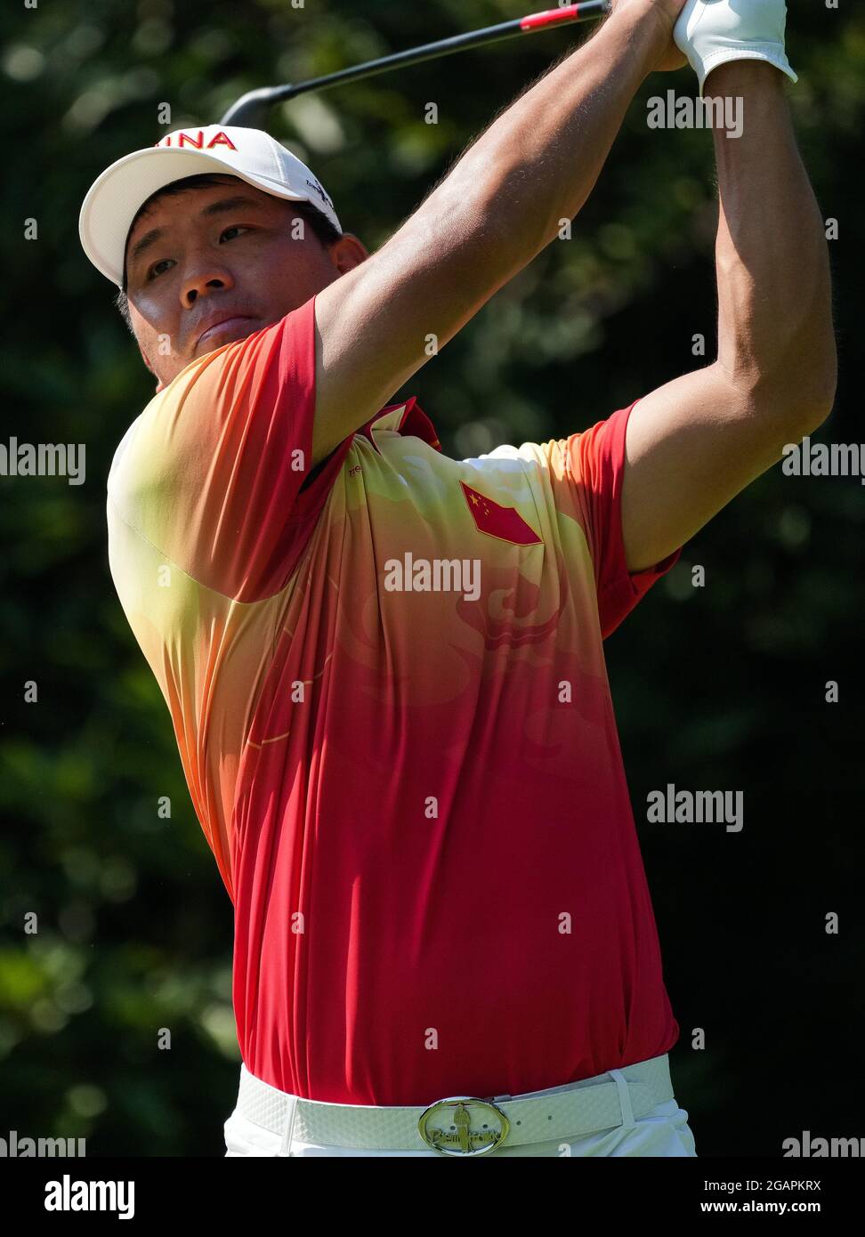 Saitama, Japan. August 2021. Wu Ashun aus China tritt während der Golf Men's Individual Stroke Play Runde 4 der Olympischen Spiele 2020 in Tokio in Saitama, Japan, am 1. August 2021 an. Quelle: Liu Dawei/Xinhua/Alamy Live News Stockfoto