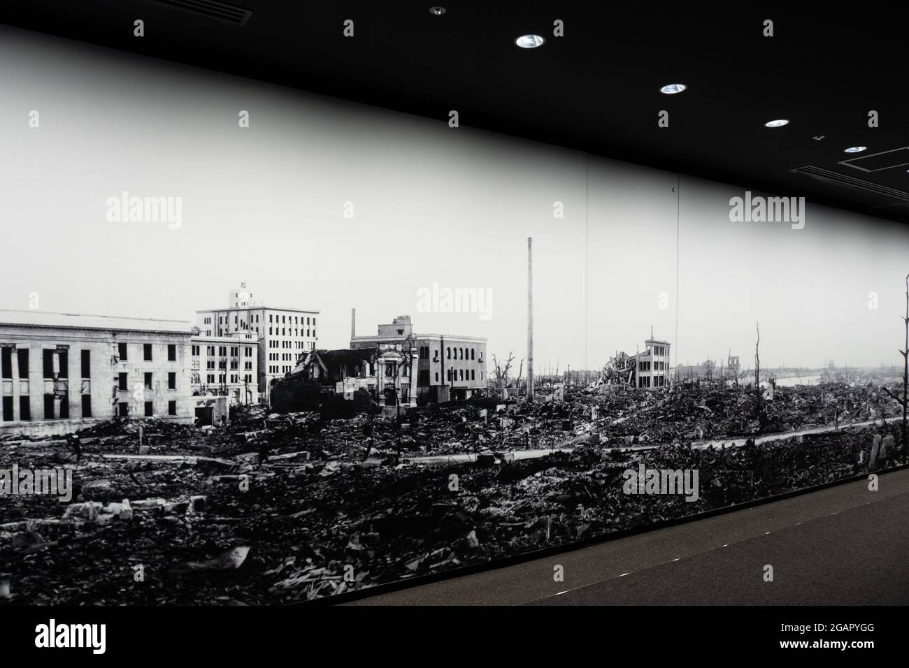 Hiroshima, Japan, 31/10/19.Foto der zerstörten Stadt Hiroshima nach dem Atombombenanschlag am 6. August 1945, Ausstellung des Friedensdenkmalmuseums von Hiroshima Stockfoto