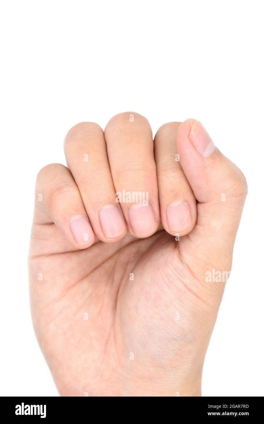 Kleine Lunulae oder Halbmonde an den Fingernägeln mit Längslinien  südostasiatischer, chinesischer junger Mann. Isoliert auf weißem  Hintergrund Stockfotografie - Alamy