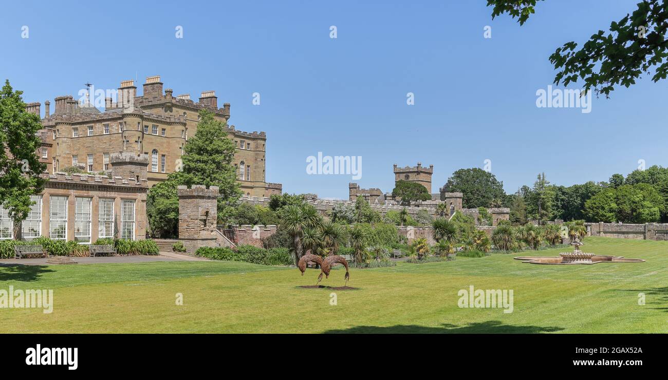 Culzean Castle and Gardens im Besitz des National Trust for Scotland, in der Nähe von Ayr, South Ayrshire, Schottland, Großbritannien Stockfoto