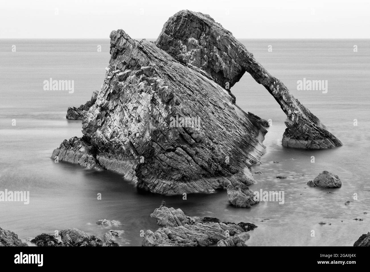 Bow Fiddle Rock an der Küste von Moray, Schottland Stockfoto