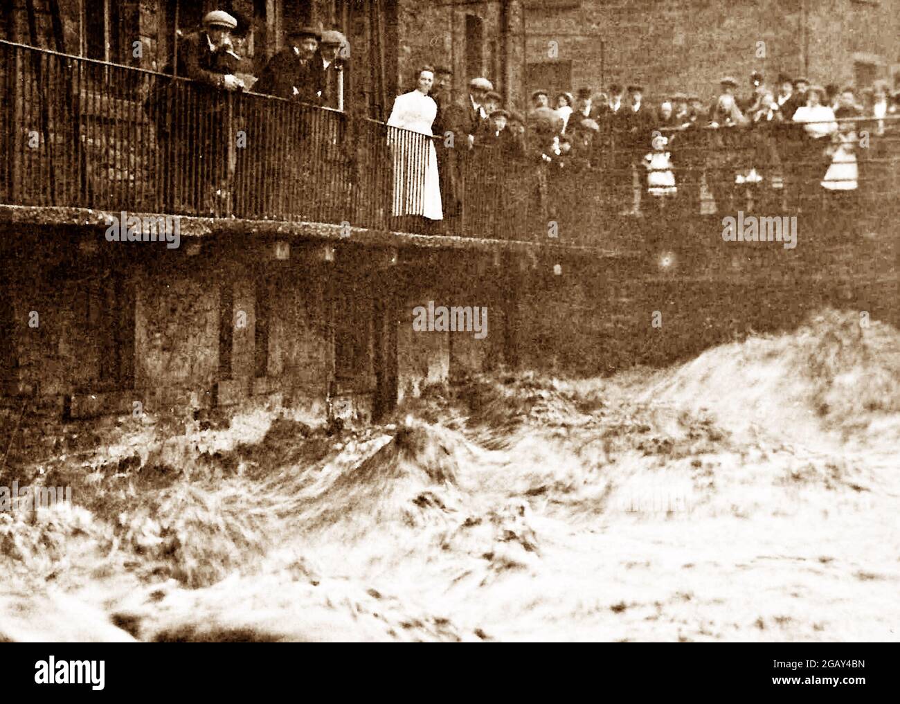 Die große Sintflut, Waterfoot, im Jahr 1911 Stockfoto