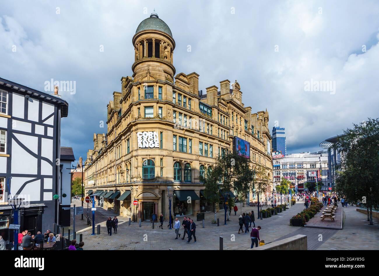 The Corn Exchange, ein historisches denkmalgeschütztes Gebäude in Exchange Square, Manchester, Nordwestengland, Großbritannien Stockfoto