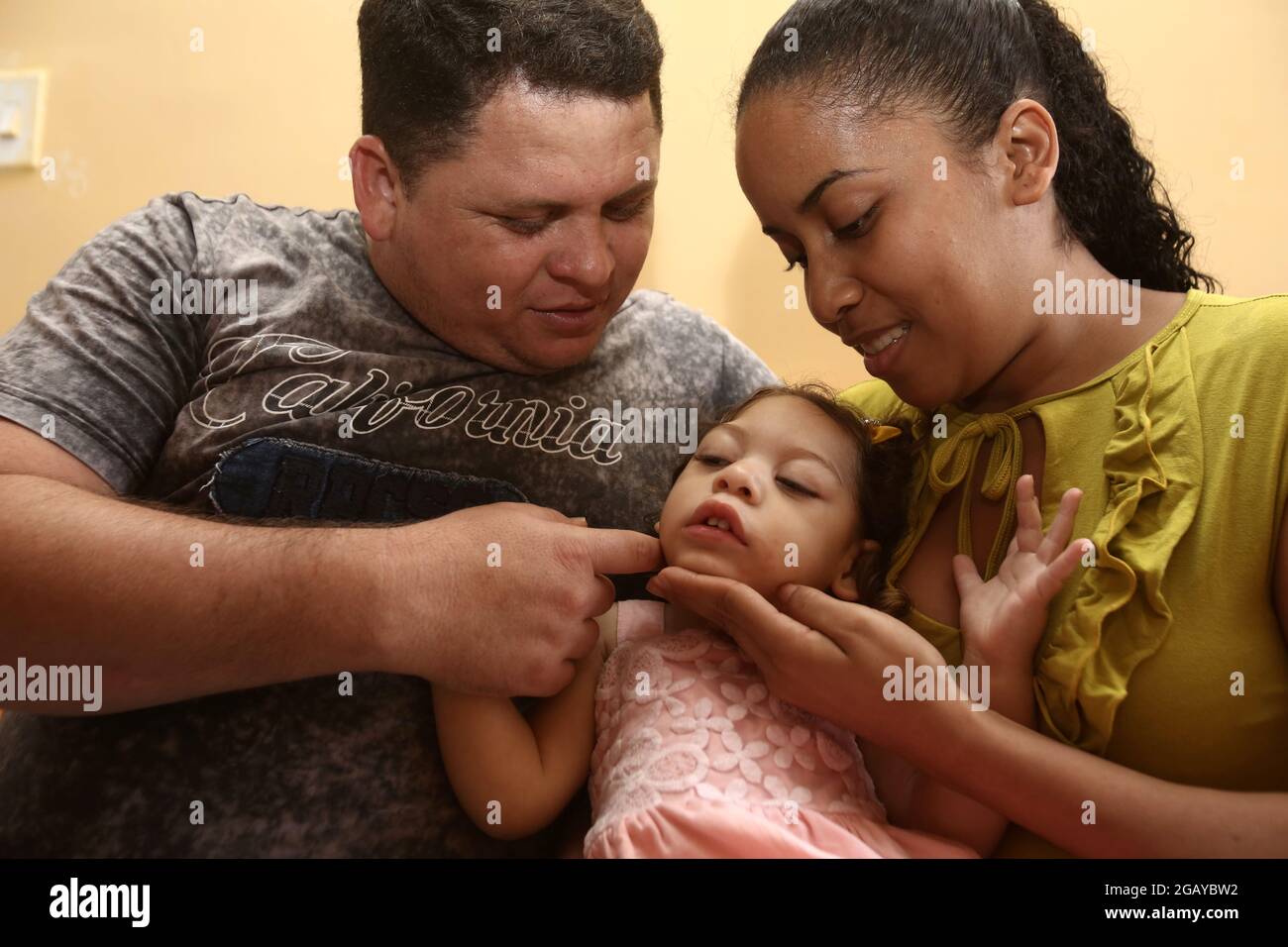 Brasilianische Mutter Und Ihre Tochter Brasilianische Mutter Und Ihre Tochter